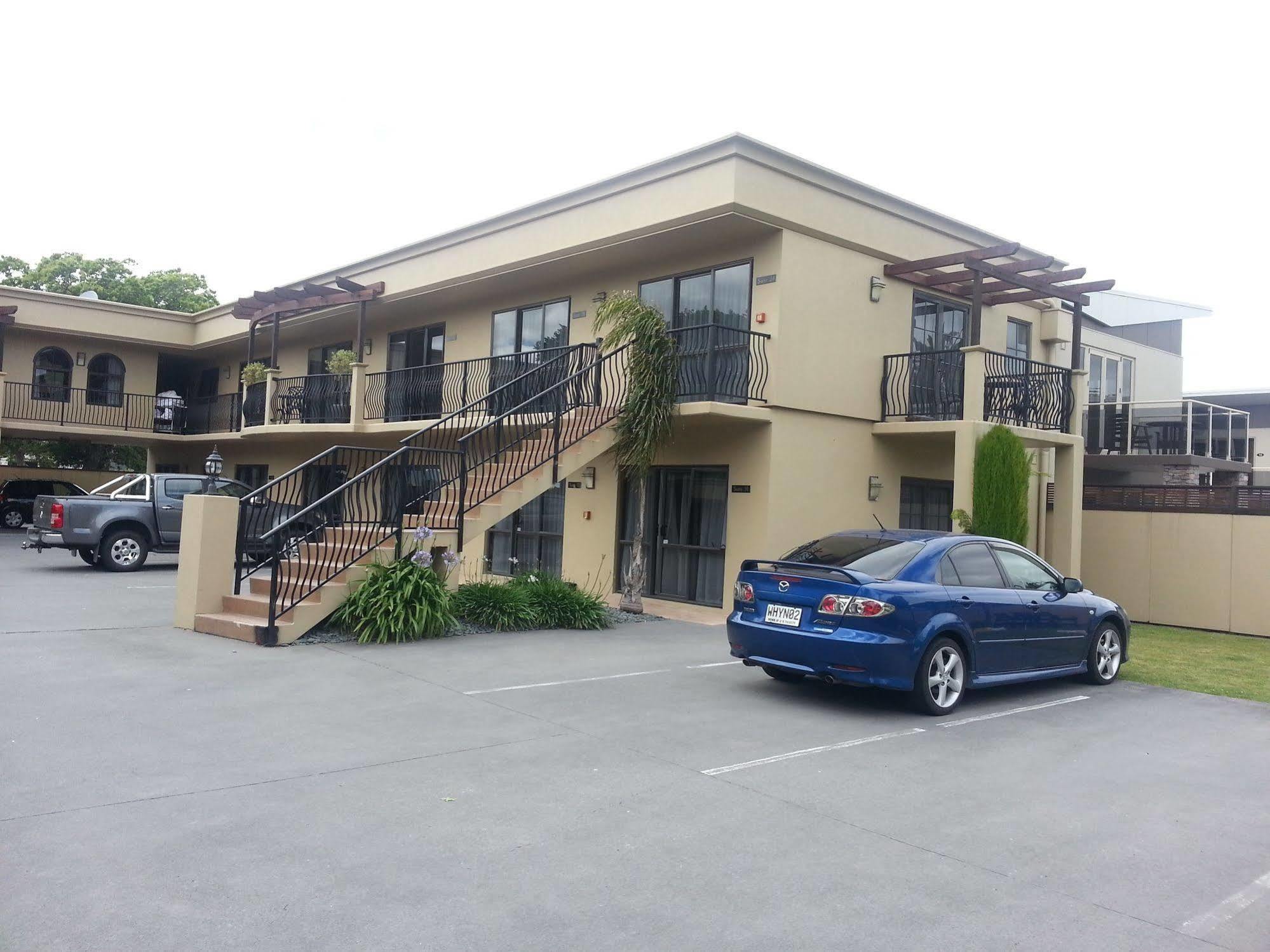 Stay 280 & Stay 284 Rotorua - Refurbished Modern Accommodation Bagian luar foto